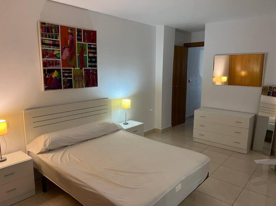 Primera Linea De Playa, Varadero, En Bahia De Levante,Aguilas Exterior photo